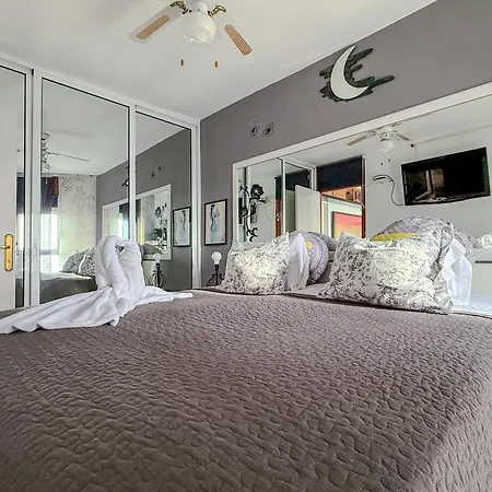 Torres De Yomely - Y6b Playa de las Americas (Tenerife)