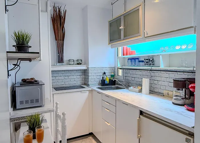 Torres De Yomely - Y6b