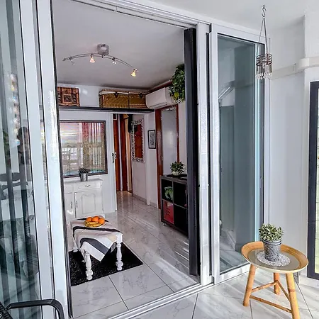 Torres De Yomely - Y6b Playa de las Américas